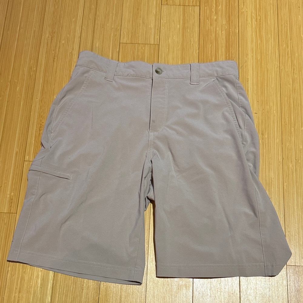 Columbia Men's Tan Cargo Shorts